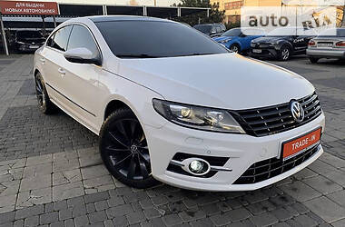 Седан Volkswagen CC / Passat CC 2012 в 