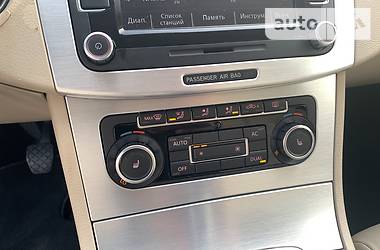Седан Volkswagen CC / Passat CC 2009 в 