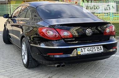 Седан Volkswagen CC / Passat CC 2010 в 