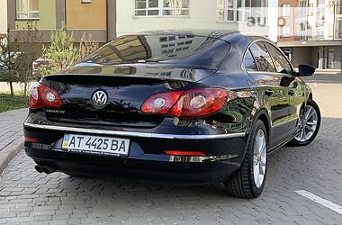 Седан Volkswagen CC / Passat CC 2010 в 