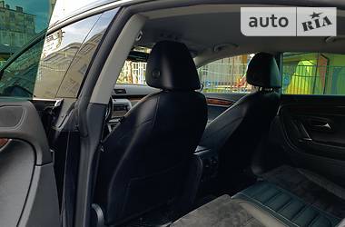Седан Volkswagen CC / Passat CC 2010 в 