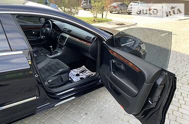 Седан Volkswagen CC / Passat CC 2010 в 