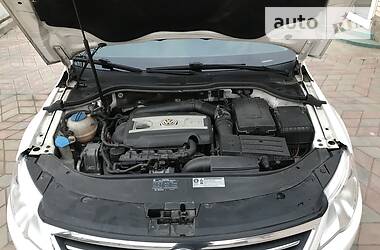 Купе Volkswagen CC / Passat CC 2011 в 