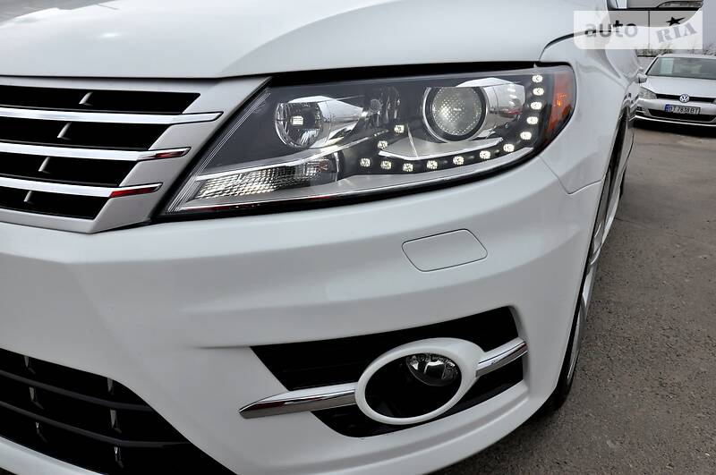 Седан Volkswagen CC / Passat CC 2016 в Львові