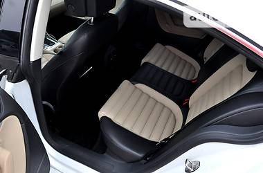 Седан Volkswagen CC / Passat CC 2016 в 