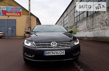 Седан Volkswagen CC / Passat CC 2012 в 