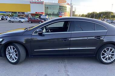 Купе Volkswagen CC / Passat CC 2011 в 