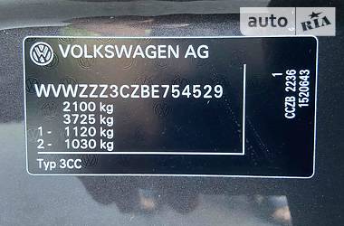 Купе Volkswagen CC / Passat CC 2011 в 
