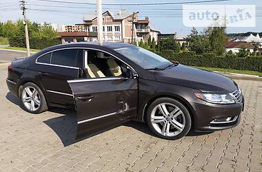 Седан Volkswagen CC / Passat CC 2012 в Черновцах