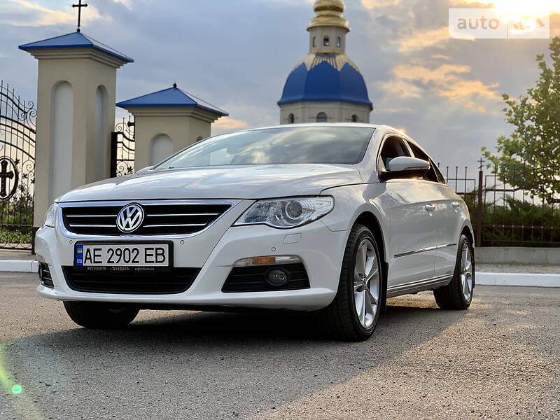 Купе Volkswagen CC / Passat CC 2012 в Дніпрі