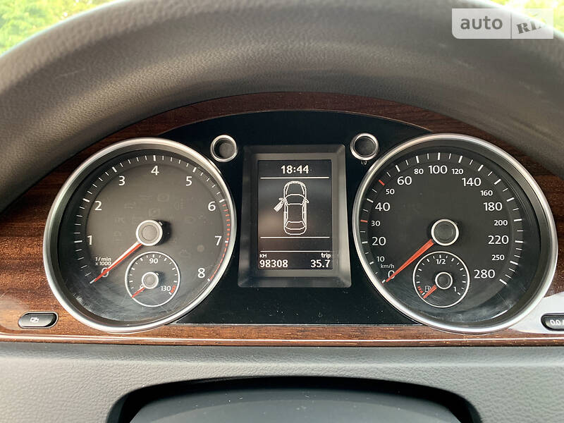Купе Volkswagen CC / Passat CC 2012 в Дніпрі