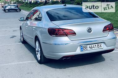 Седан Volkswagen CC / Passat CC 2012 в Киеве