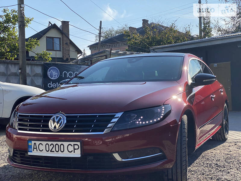 Седан Volkswagen CC / Passat CC 2014 в Нововолинську фото Седан Volkswagen CC / Passat CC 2014 в Нововолинську