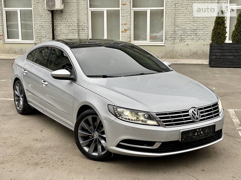 Седан Volkswagen CC / Passat CC 2012 в 