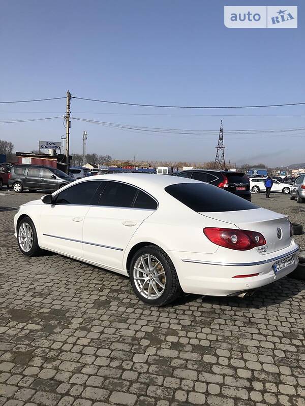 Седан Volkswagen CC / Passat CC 2011 в Черновцах
