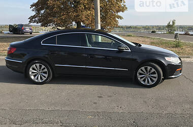 Седан Volkswagen CC / Passat CC 2010 в Херсоні