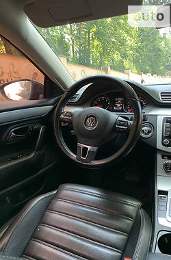 Седан Volkswagen CC / Passat CC 2014 в Черновцах