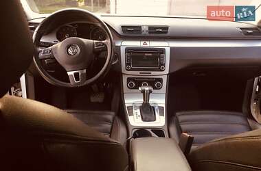 Купе Volkswagen CC / Passat CC 2009 в 