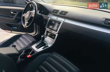 Купе Volkswagen CC / Passat CC 2009 в 