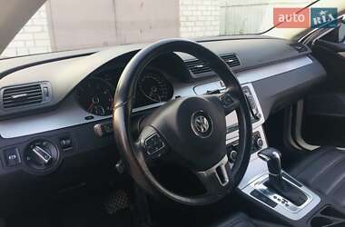 Купе Volkswagen CC / Passat CC 2009 в 