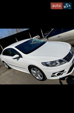Седан Volkswagen CC / Passat CC 2013 в Киеве