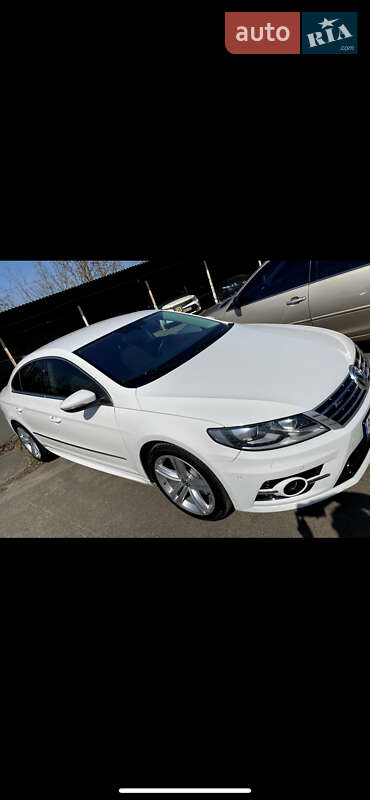 Седан Volkswagen CC / Passat CC 2013 в Киеве