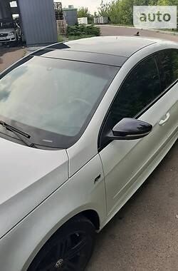 Седан Volkswagen CC / Passat CC 2016 в Ровно