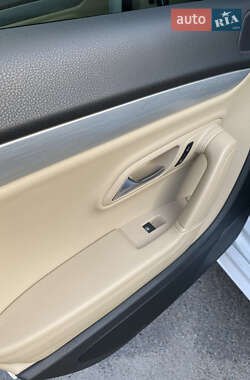 Седан Volkswagen CC / Passat CC 2013 в Киеве