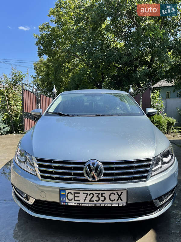 Седан Volkswagen CC / Passat CC 2012 в Новоселиці