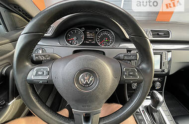 Купе Volkswagen CC / Passat CC 2016 в Києві