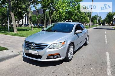 Седан Volkswagen CC / Passat CC 2010 в Мариуполе