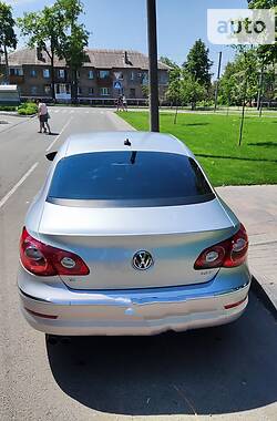 Седан Volkswagen CC / Passat CC 2010 в Мариуполе