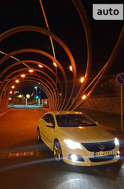 Седан Volkswagen CC / Passat CC 2010 в Днепре