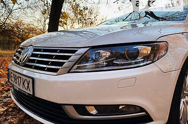 Седан Volkswagen CC / Passat CC 2012 в 
