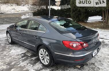 Седан Volkswagen CC / Passat CC 2010 в Ровно