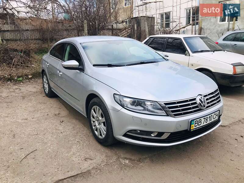 Седан Volkswagen CC / Passat CC 2012 в Николаеве