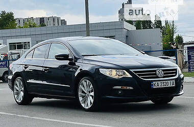 Седан Volkswagen CC / Passat CC 2010 в Киеве