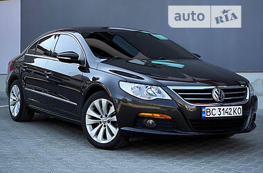 Купе Volkswagen CC / Passat CC 2009 в Самборі