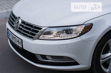 Седан Volkswagen CC / Passat CC 2012 в Сарнах