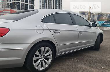 Купе Volkswagen CC / Passat CC 2010 в Львове