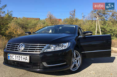 Седан Volkswagen CC / Passat CC 2013 в 