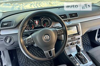Седан Volkswagen CC / Passat CC 2015 в 