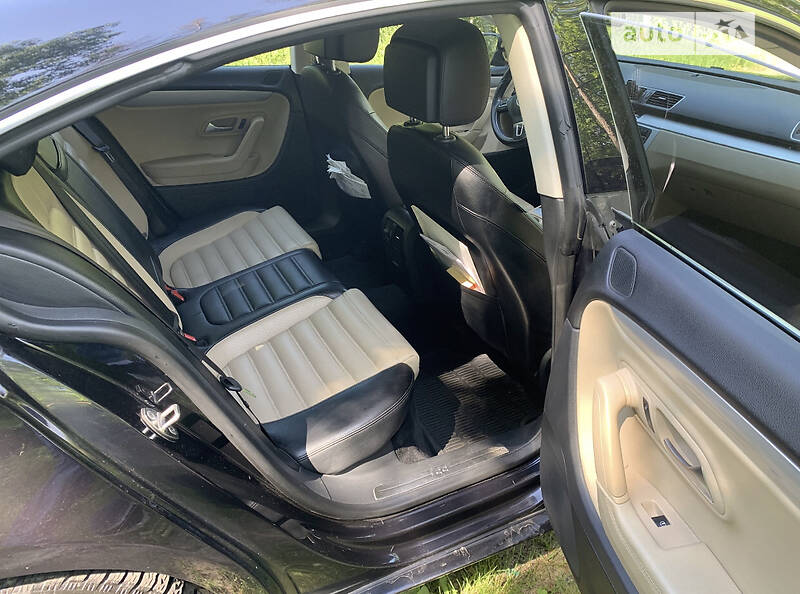 Седан Volkswagen CC / Passat CC 2012 в Бершади