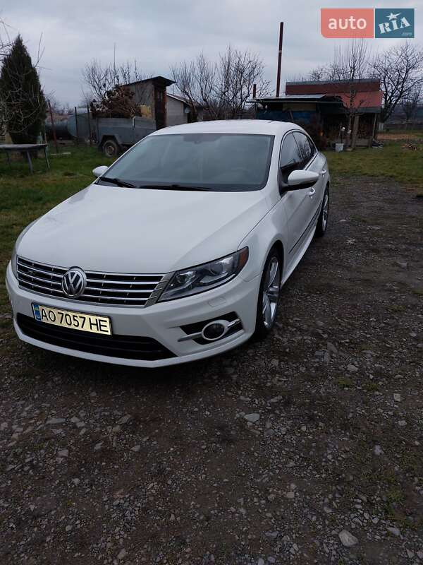Купе Volkswagen CC / Passat CC 2013 в Ужгороді