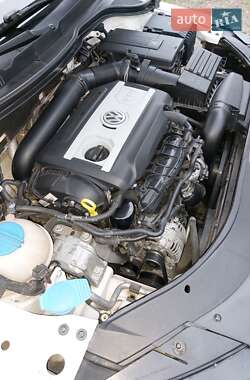 Купе Volkswagen CC / Passat CC 2013 в 