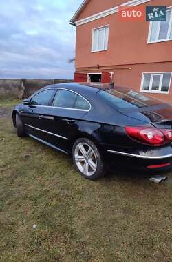 Купе Volkswagen CC / Passat CC 2011 в 