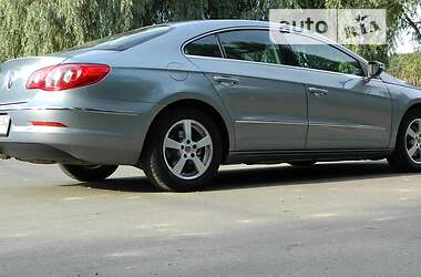 Купе Volkswagen CC / Passat CC 2009 в Киеве