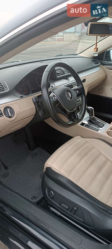 Купе Volkswagen CC / Passat CC 2011 в Одессе