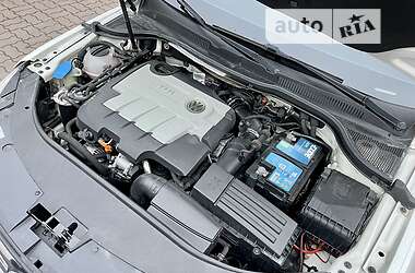 Купе Volkswagen CC / Passat CC 2010 в 