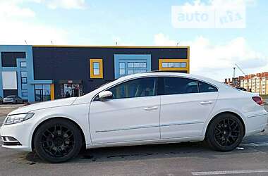 Седан Volkswagen CC / Passat CC 2012 в 